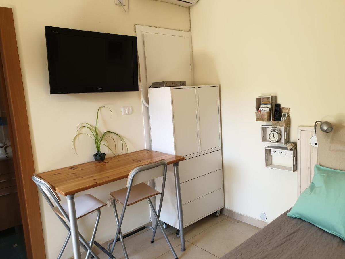 Guy Family Guestroom'S (Adults Only) Midreshet Ben Gurion Exteriér fotografie
